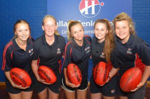 Campaign crew heads for championships