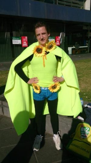 Super dad Simon