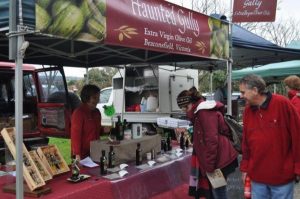 Spring produce and fun in a beautiful park