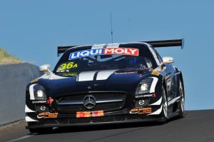 Brocq climbs the mountain