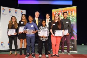 Mayor congratulates the calibre of creations