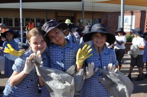 Gloves on as kids come clean