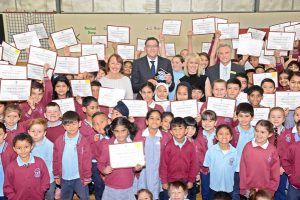 Premier’s praise for avid kid readers