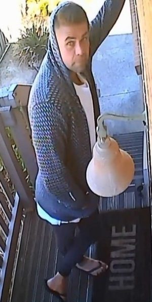Man wanted over Narre Warren burglary