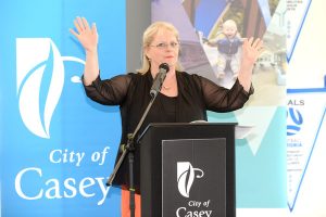 Woodman supports mayor tilt