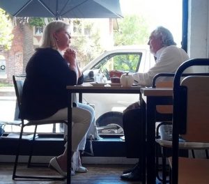 Mayor vote brewed in cafe
