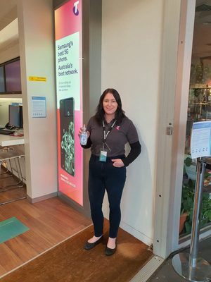 Telstra Berwick staying open to help out