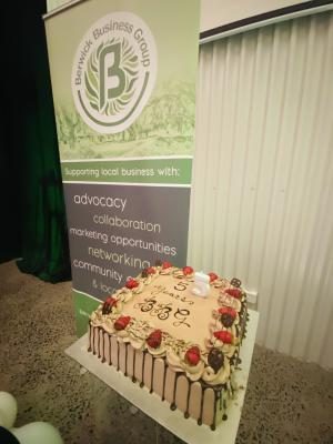 Business group celebrates