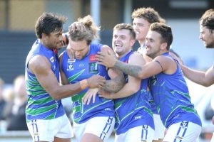 Titans staying united