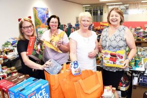 Christmas hampers to spread joy