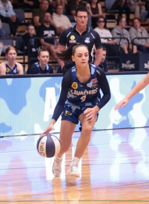 Brown and Conti set up Cavaliers win
