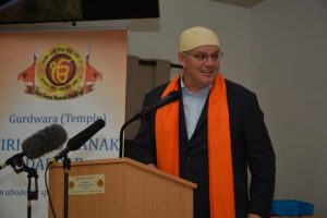 ScoMo visits sikhs