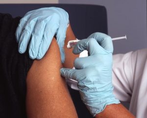 Victorians to receive free flu shots from tomorrow