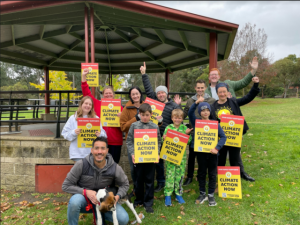 Climate Picnic rallies despite weather conditions