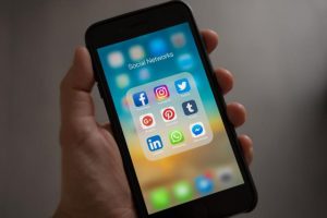 Social media cosmetic shortcuts prompts warning
