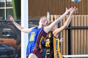 Bulldogs show their bite as big names fire