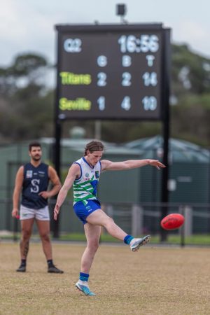 Titans turn the tables in turbulent tussle