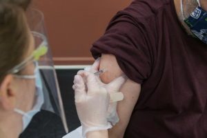 Refugee vax program cut