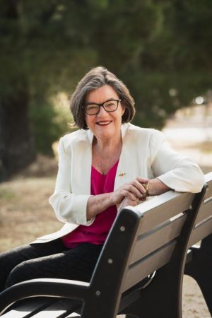 Former MP to share independent journey