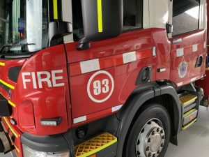 Cranbourne home fire extinguished
