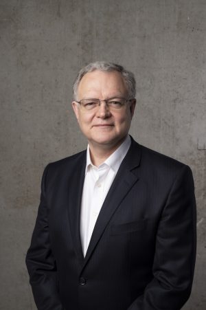 Expert hails all-electric initiative