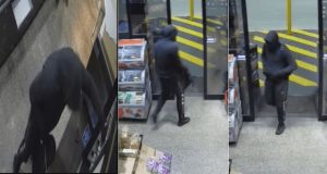 Pakenham servo robbed at knife-point