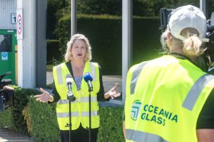 Union calls for support for glass manufacturing