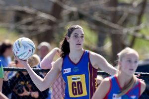 Pakenham punishes Pies