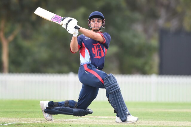 Dandenong record comfortable win